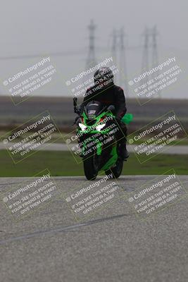 media/Nov-29-2025-TrackDaz (Sat) [[10ae2d9bce]]/C Group/Session 4 (Wheelie Bump)/